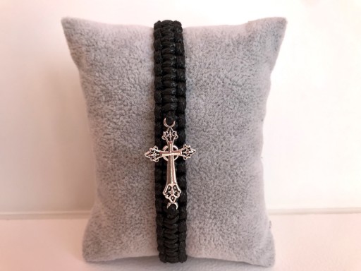 Zdjęcie oferty: Bransoleta męska z krzyżykiem regulowana