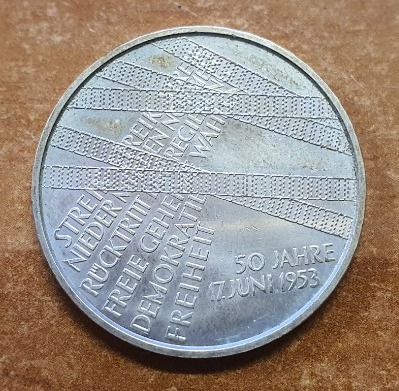 Zdjęcie oferty: 10 Euro - Niemcy - 50 lat rewolucji DDR - 2003 42