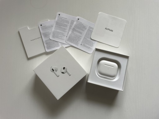 Zdjęcie oferty: Oryginalne słuchawki Apple AirPods 3