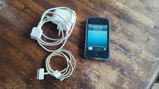 Zdjęcie oferty: Ipod Touch 4G A1367 8GB JB CYDIA