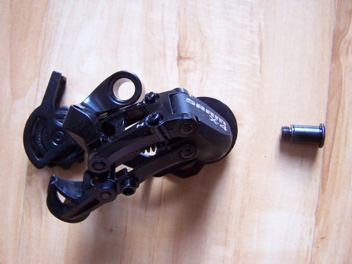 Zdjęcie oferty: Przerzutka tylna SRAM X-4 długi wózek 