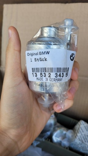Zdjęcie oferty: Oryginal Filtr paliwa z regulatorem ciśnienia BMW