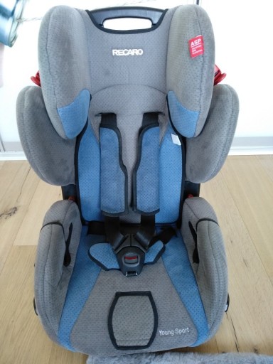 Zdjęcie oferty: FOTELIK DZIECIĘCY RECARO  9-18 kg