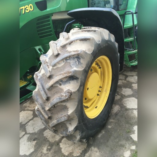 Zdjęcie oferty: opony tył 650 65 r42 przód 540 65 r 30