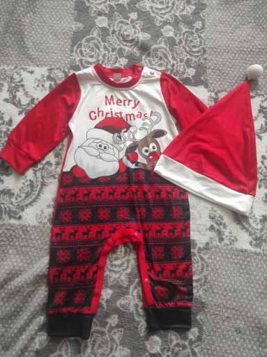 Zdjęcie oferty: Świąteczny pajacyk z czapeczką r 68 cm 