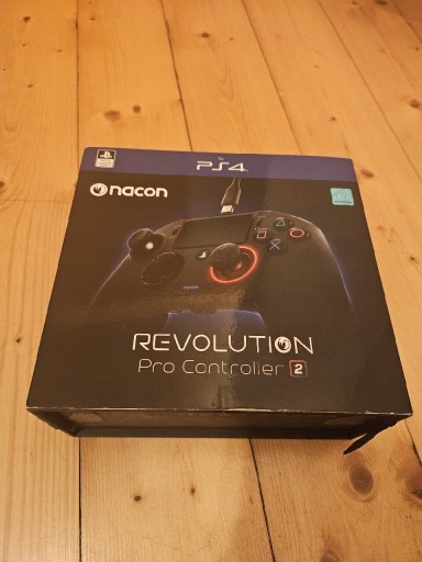 Zdjęcie oferty: Nacon Revolution Pro Controller 2