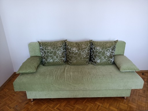 Zdjęcie oferty: Sofa z funkcją spania groszkowa 190x85 
