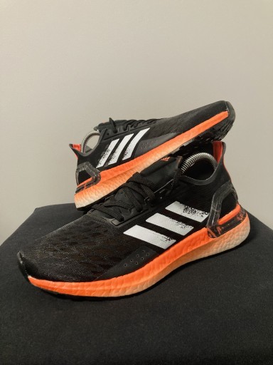 Zdjęcie oferty: Buty Adidas UltraBOOST damskie nowe z metką !!