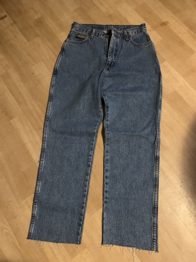 Zdjęcie oferty: Spodnie damskie jeans rozm 12