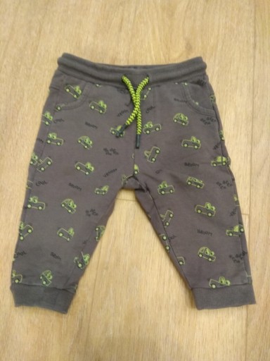 Zdjęcie oferty: Spodnie dla chłopca Coccodrillo 68