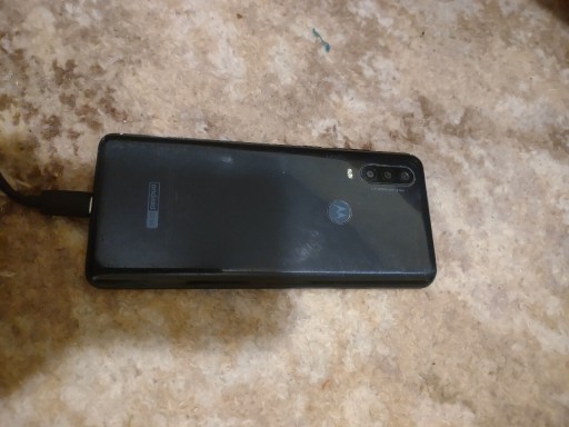 Zdjęcie oferty: Motorola One Action (uszkodzony)