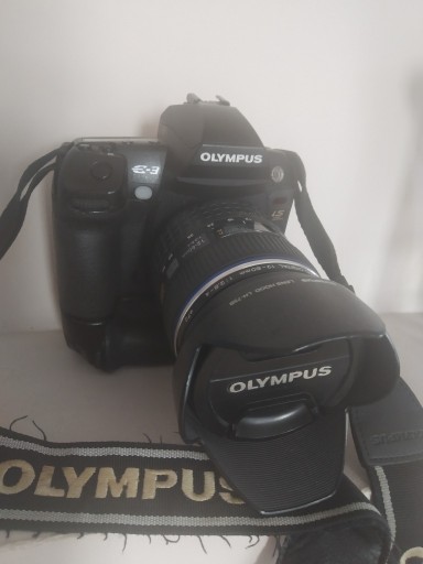 Zdjęcie oferty: Profesjonalna lustrzanka E3 Olympus + akcesoria