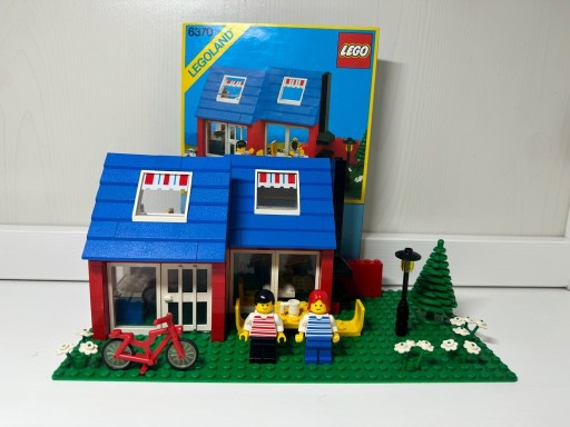 Zdjęcie oferty: LEGO classic town; zestaw 6370 Weekend Home