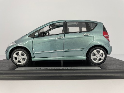 Zdjęcie oferty: 1:18 Mercedes A-klasse Maisto