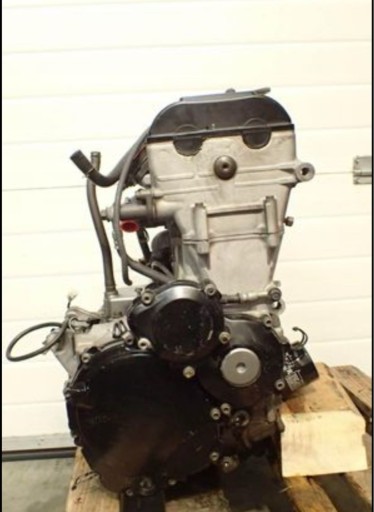 Zdjęcie oferty: Suzuki Gsxr 1000 k3 cały silnik na części .wal blok głowica