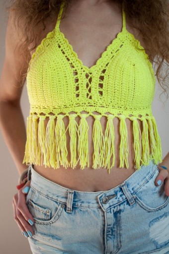 Zdjęcie oferty: Ażurowy crop top z frędzlami Żółty letni M