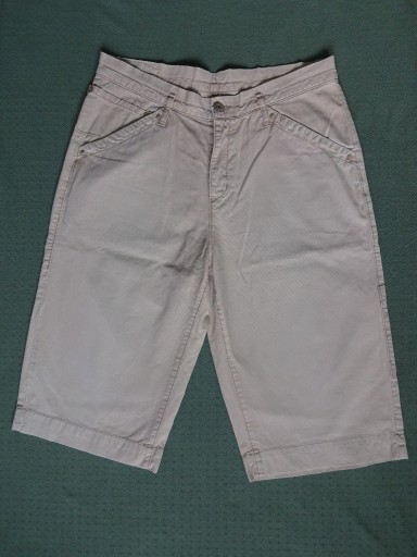 Zdjęcie oferty: Levi's - krótkie spodnie 32 beżowe