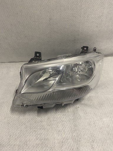 Zdjęcie oferty: Lampa lewy przód Mercedes Sprinter W910