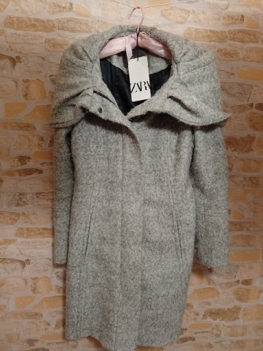 Zdjęcie oferty: (36/S) ZARA/ Wełniany płaszcz z kapturem z Madrytu