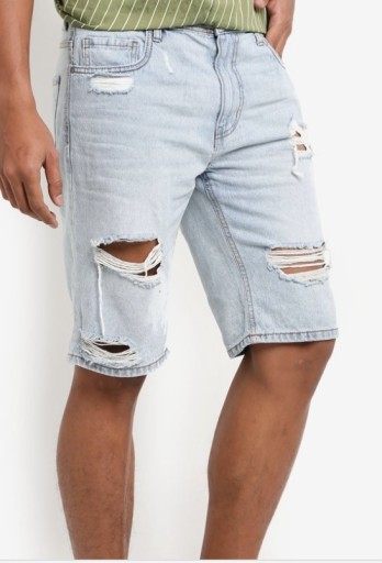 Zdjęcie oferty: Krótkie spodenki jeansowe Cotton On 26