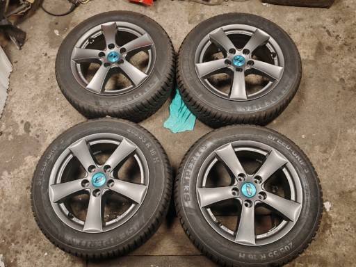 Zdjęcie oferty: Koła zimowe 16" org Hyundai/KIA - opony Semperit DOT1919
