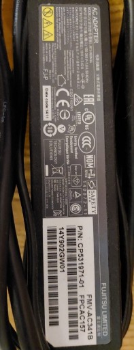 Zdjęcie oferty: Zasilacz do laptopa Fujitsu 3,5 x 1.35mm 19V 65W