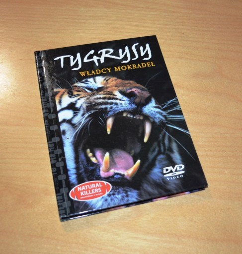 Zdjęcie oferty: Tygrysy władcy mokradeł DVD z książęczką stan bdb