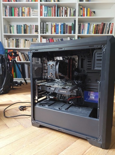 Zdjęcie oferty: Komputer i5 9400f | 16 GB RAM | GTX 1070 | HDD+SSD