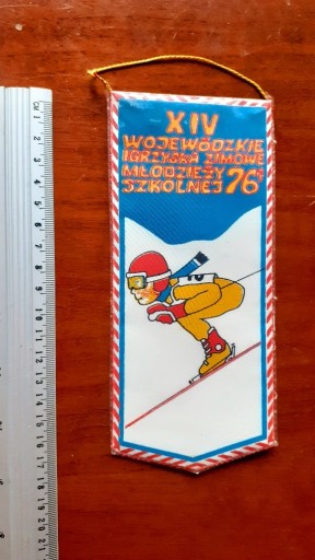 Zdjęcie oferty: Proporczyk XIV Wojewódzkie Igrzyska Zimowe Młodzieży Szkolnej 1976 SZS