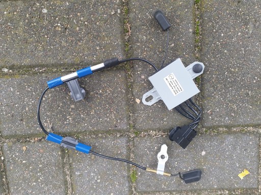 Zdjęcie oferty: Moduł GPS i instalacja klapy tylnej Mazda CX-30