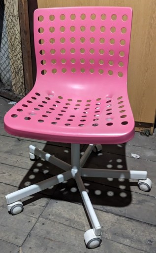 Zdjęcie oferty: Krzesło obrotowe Ikea różowe