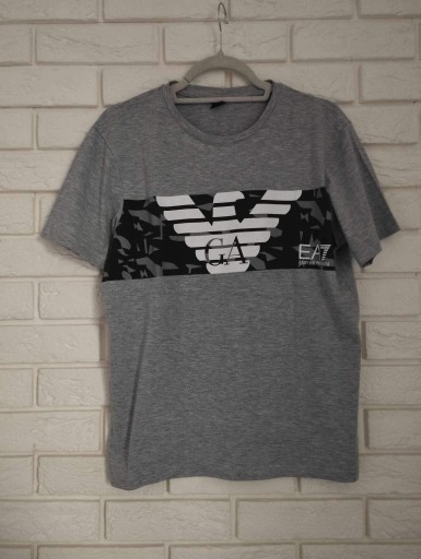 Zdjęcie oferty: szary t-shirt Emporio Armani M