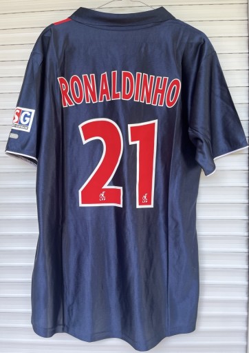 Zdjęcie oferty: KOSZULKA PIŁKARSKIE RETRO VINTAGE RONALDINHO 21 PARIS SAINT-GERMAIN L/XL