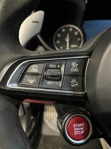 Zdjęcie oferty: Przełącznik tempomatu Alfa Romeo Giulia 156150666 
