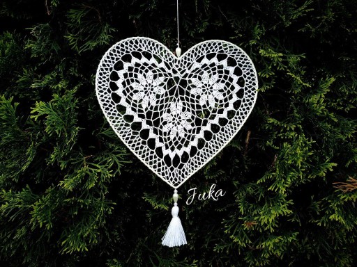 Zdjęcie oferty: szydełkowe serce 25cm-zawieszka- dekoracja okienna