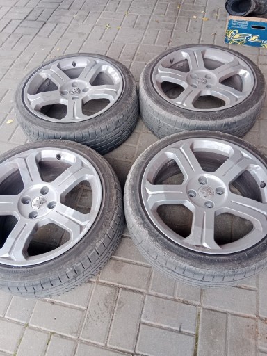 Zdjęcie oferty: Felgi 18" z oponami 225/40 z lipca do peugeot 308