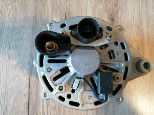 Zdjęcie oferty: Alternator Bosch 0 120 450 031