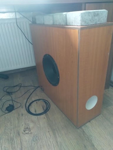 Zdjęcie oferty: potężny subwoofer DIY 80w gdn 25/80/8