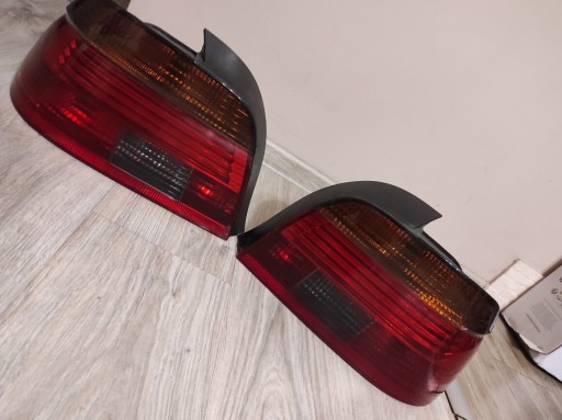 Zdjęcie oferty: Lampy tył LED e39 lift Hella 