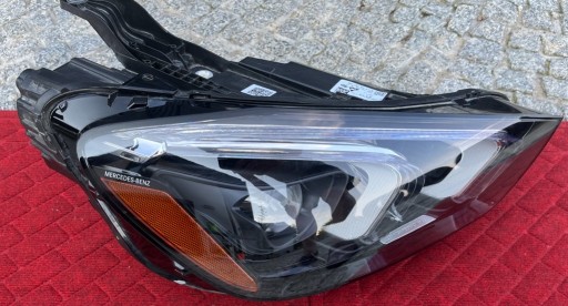 Zdjęcie oferty: LAMPA PRZEDNIA PRAWA MERCEDES W167