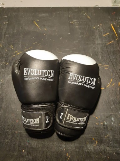 Zdjęcie oferty: Rękawice bokserskie evolution 