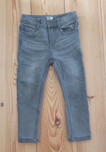 Zdjęcie oferty: Spodnie chłopięce Cool Club 104 jeans slim fit