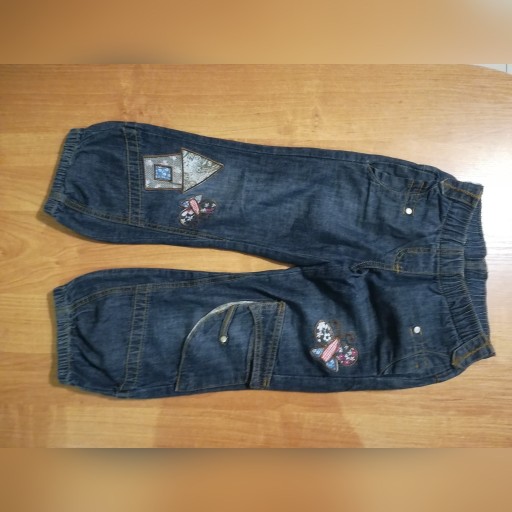 Zdjęcie oferty: Spodnie dżinsowe aladynki dla dziewczynki 