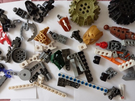 Zdjęcie oferty: LEGO Technic elementy ponad 50 sztuk 