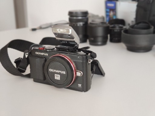 Zdjęcie oferty: Olympus E-PL6 bardzo bogaty zestaw