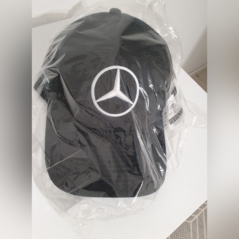 Zdjęcie oferty: Czapka z daszkiem - MERCEDES