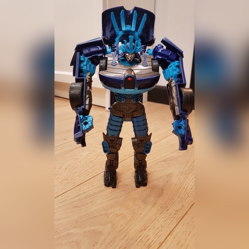 Zdjęcie oferty: Transformers Autoboty BUGATTI VEYRON