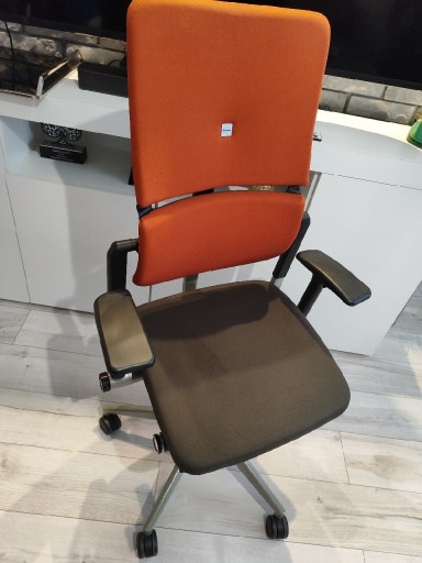 Zdjęcie oferty: Steelcase please V2 fotel ergonomiczny premium 