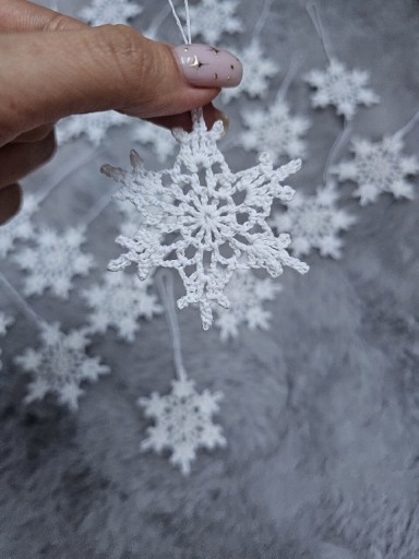 Zdjęcie oferty: Śnieżynki ozdoby gwiazdka choinkowa 25szt