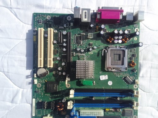 Zdjęcie oferty: Płyta główna Intel D915GAV Socket 775 DDR AGP SATA – sprawna